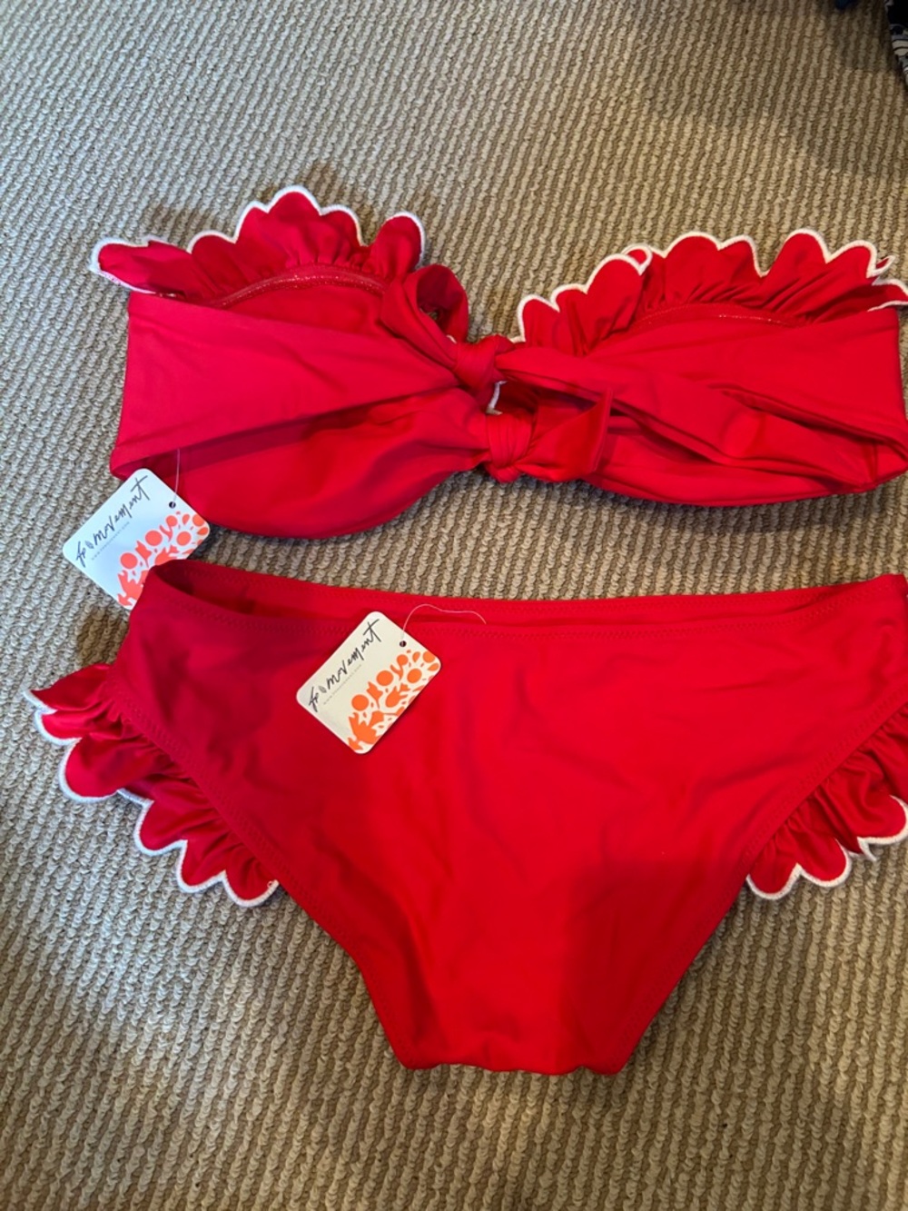 NWT Free People paper London Red Ruffled Bandeau Tie-Front Bikini set size S/M - Picture 8 of 12